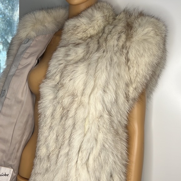 Vintage Gray Real Fox Fur Vest - Picture 6 of 10